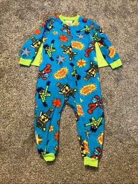 2012 Yo Gabba Gabba! Kids One-Piece Pajamas with removable cape size 3T